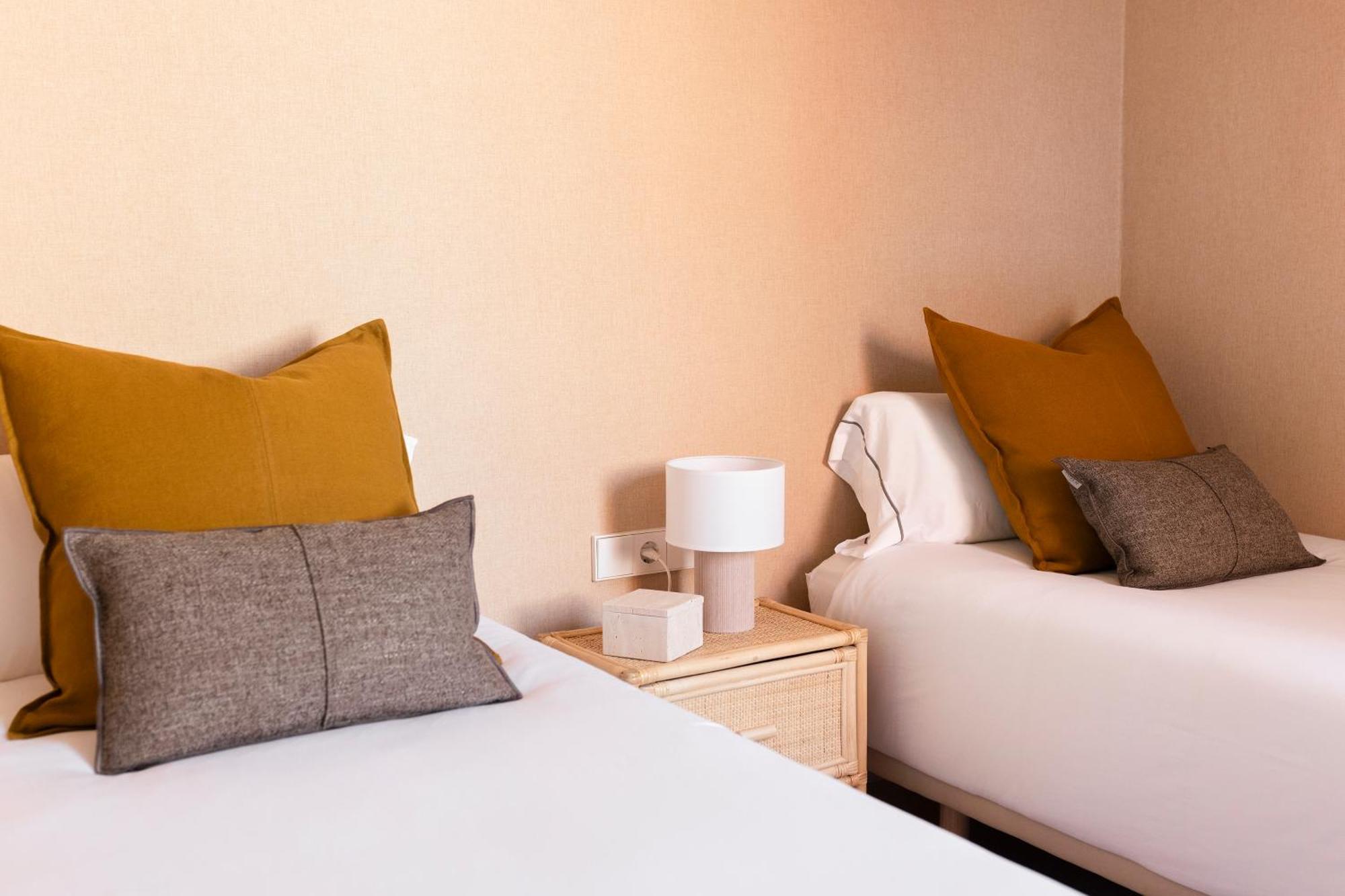 C211 Barcelona Apartments Luaran gambar
