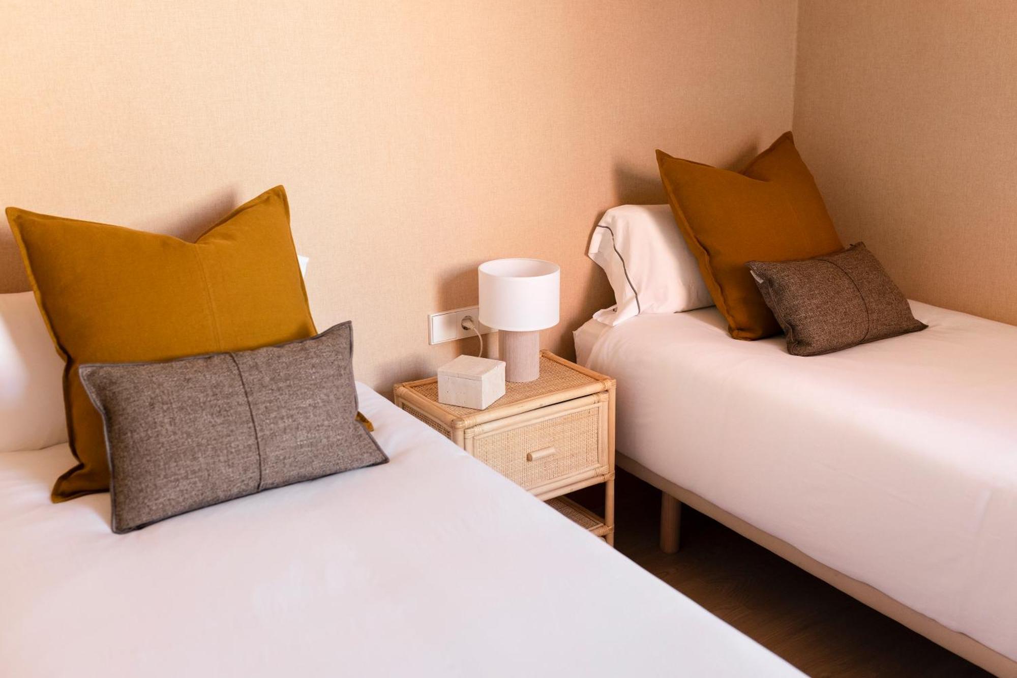 C211 Barcelona Apartments Luaran gambar