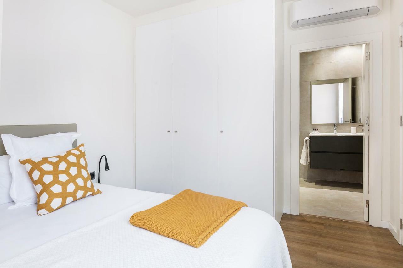 C211 Barcelona Apartments Luaran gambar